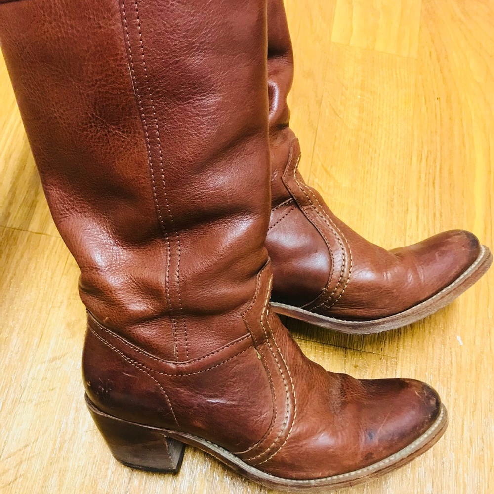 Frye redwood colored size 8 tall heeled boots